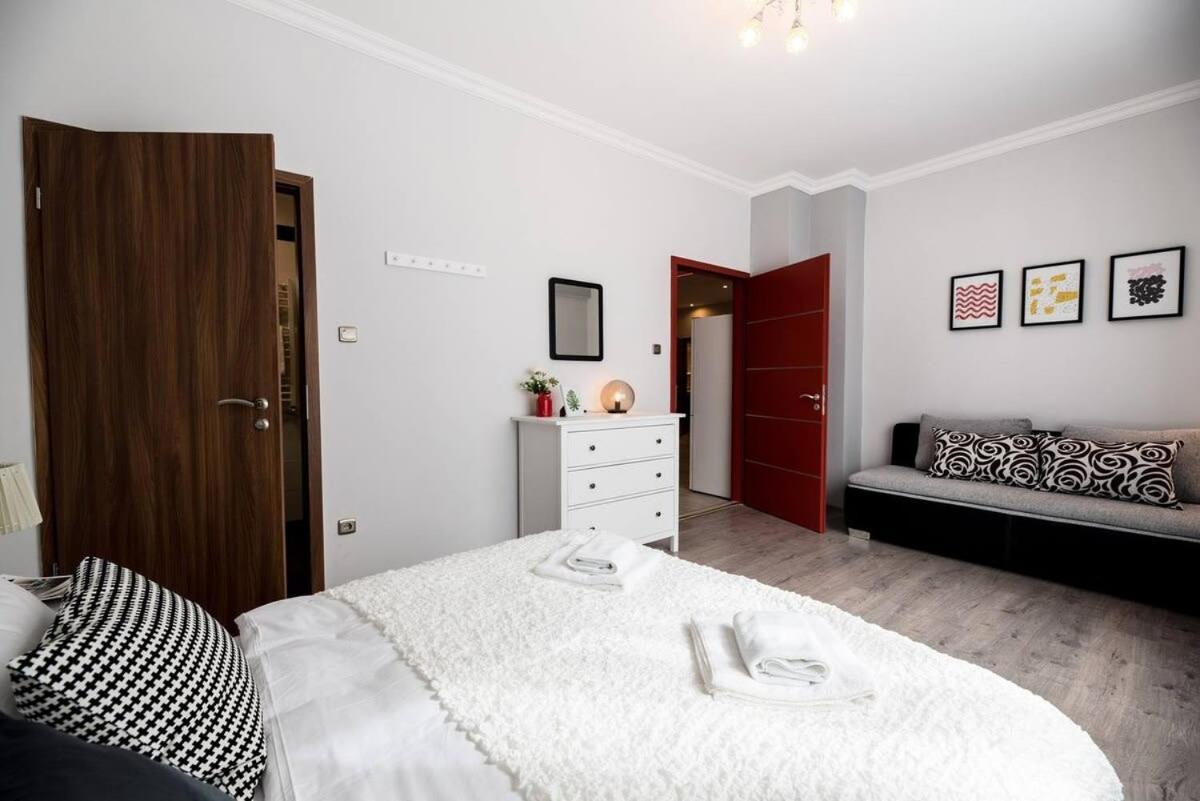 Ultra Central Large Home With Ac And Balcony Budapest Exterior foto