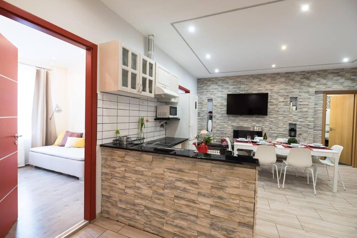 Ultra Central Large Home With Ac And Balcony Budapest Exterior foto